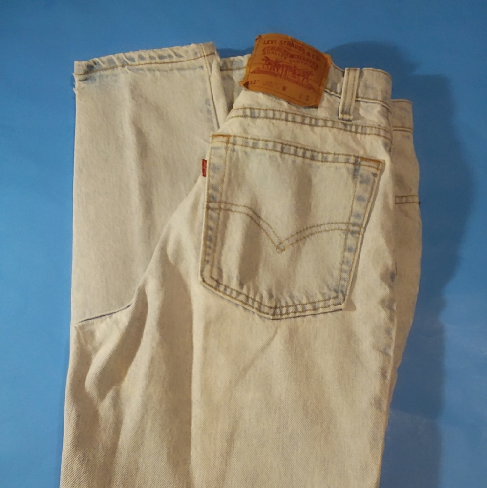 Vintage 512 Levi's slim fit Tapered leg jeans